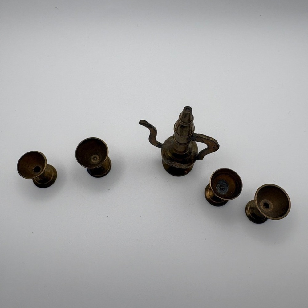 Vintage Miniature Brass Tea Coffee Set Table 4 Chairs Teapot 4 Cups Dollhouse - Picture 12 of 16